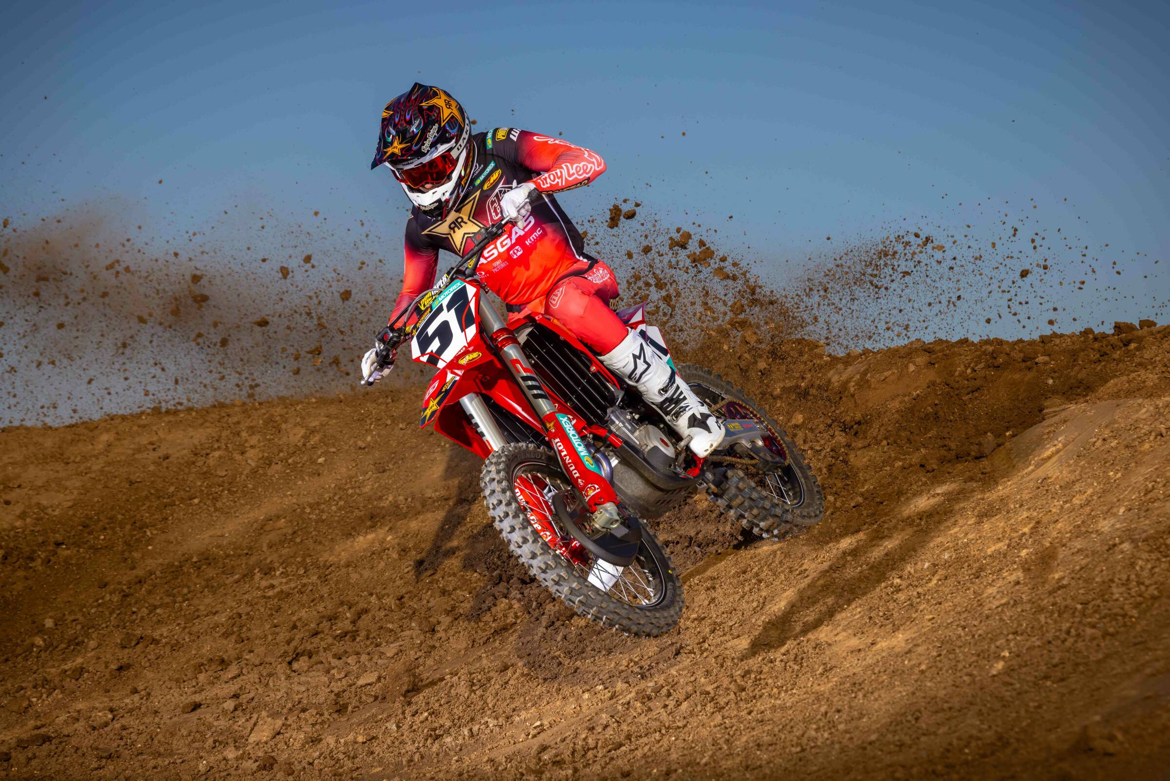 AMA SUPERCROSS: AL VIA LA STAGIONE 2025 DEL TEAM ROCKSTAR ENERGY GASGAS FACTORY RACING