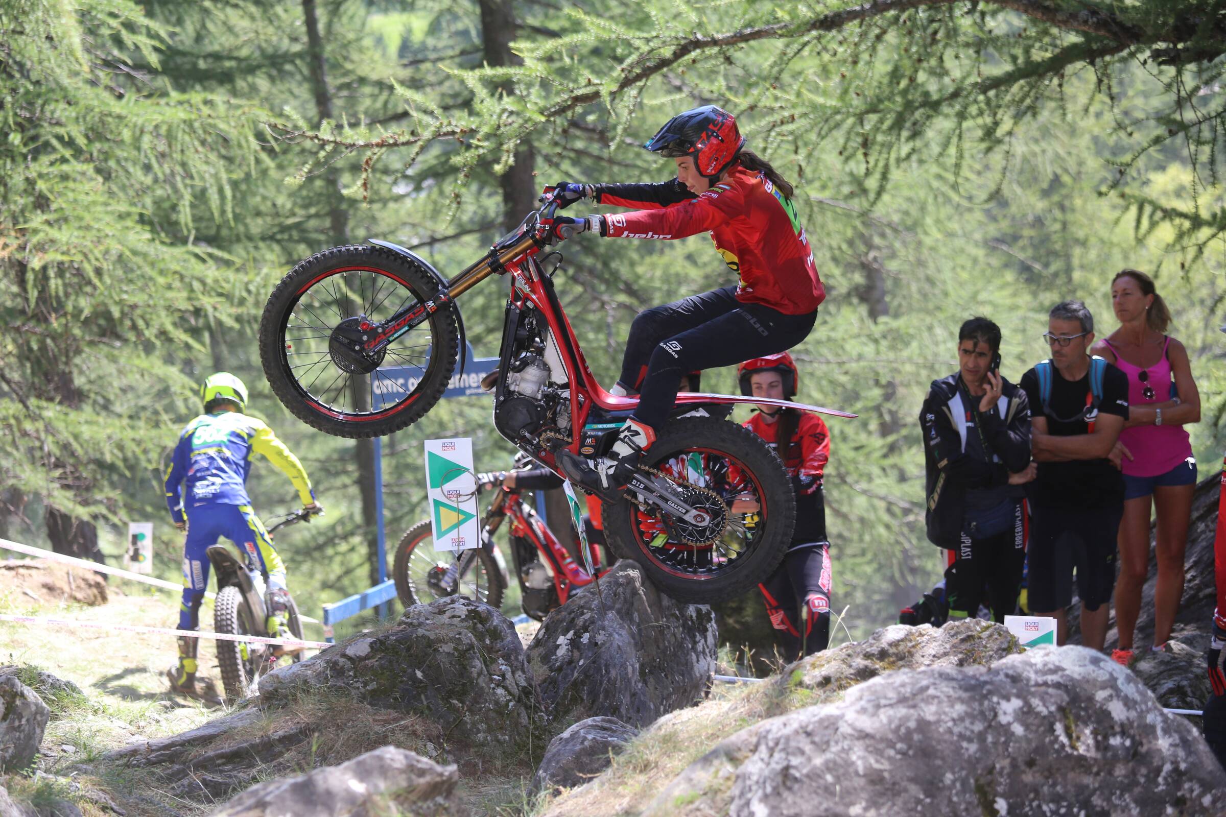 CAMPIONATO ITALIANO TRIAL INDOOR: ALESSIA BACCHETTA, ANDREA RIVA E MATTIA SPREAFICO SONO GET ON THE GAS PER LA STAGIONE 2025!