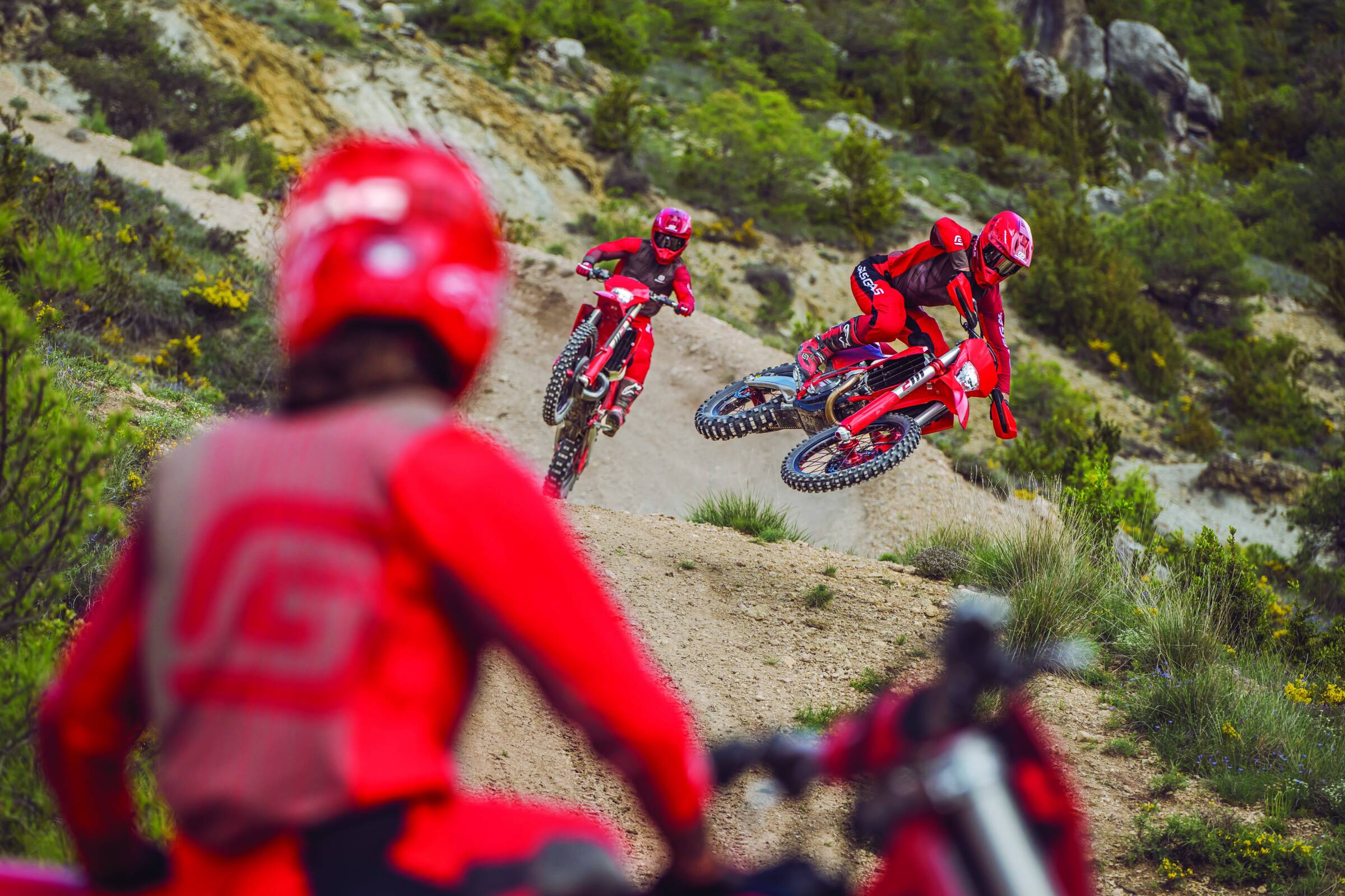 GET ON THE GAS A EICMA RIDING FEST CON LA GAMMA ENDURO GASGAS 2025!