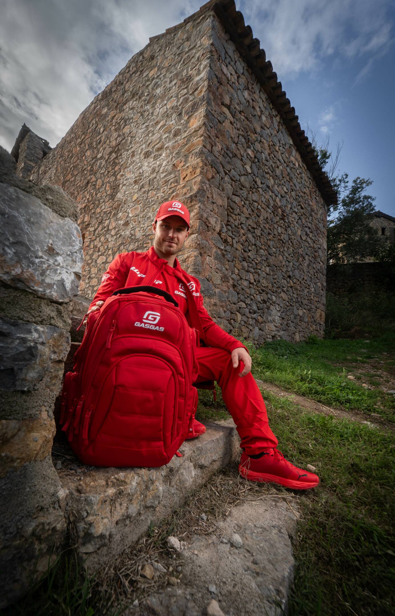 GET ON THE GAS CON LA GASGAS TEAM WEAR COLLECTION 2025!