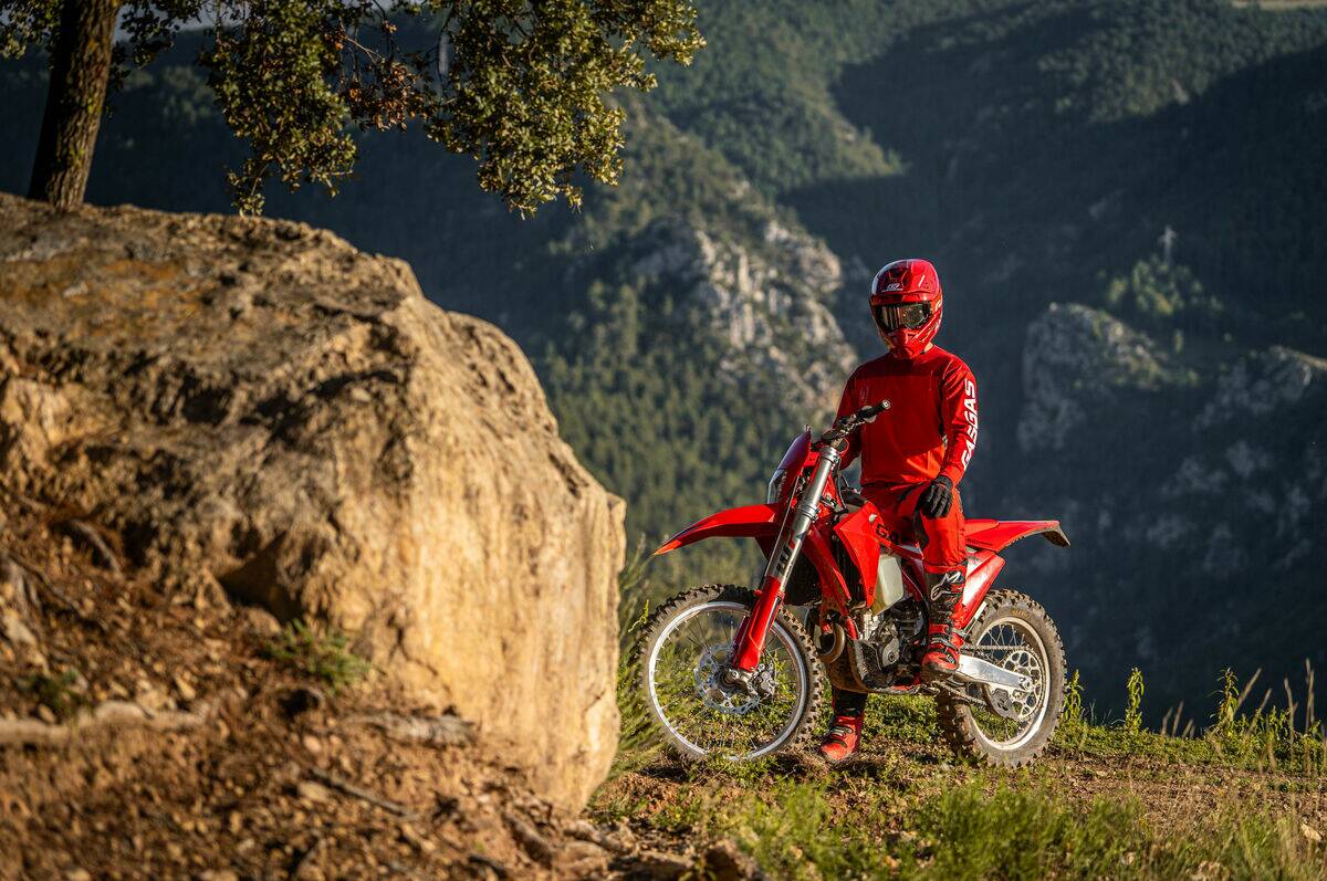 Abbigliamento funzionale GASGAS